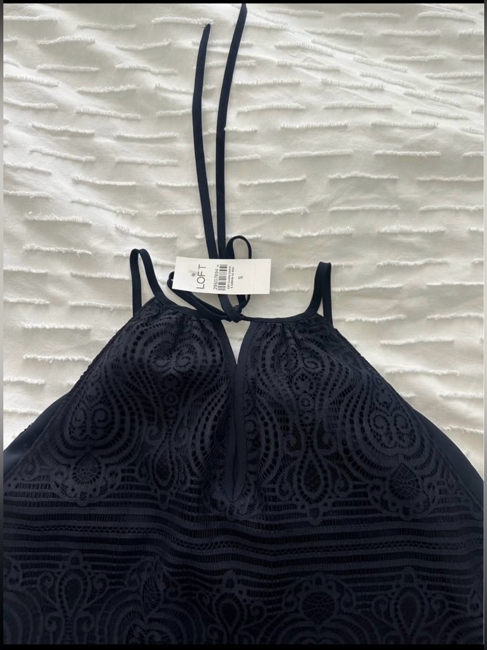 NWT Navy Blue Lace Halter Tank - Size Small - Picture 3 of 5